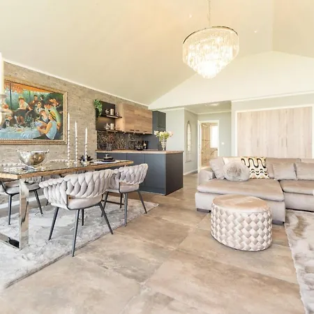 Kleines Paradies Am *