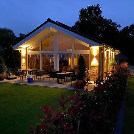 Kleines Paradies Am *