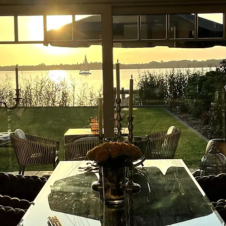 Kleines Paradies Am *